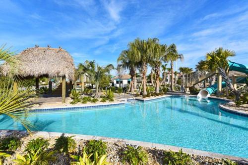 Six-bedroom Champions Villa 6261