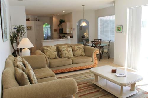 Chipndale Villa
