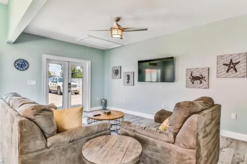 3843 S. Atlantic Ave - Beach Retreat
