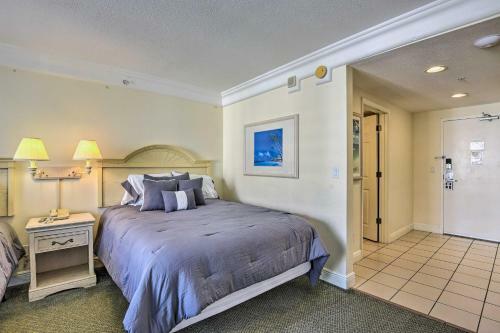 Apartamento 10th-floor Studio On Beach, Walk To Dining!
