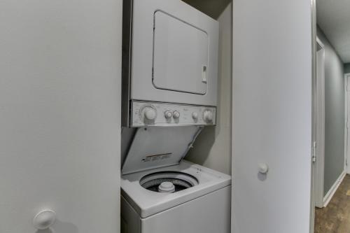 Sterling Sands 807 Destin (Condo)