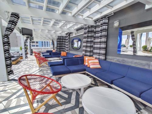 Modern Luxury Beach Hotel Large 2 Bedroom With Views 1809