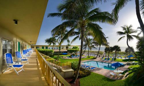 Hotel Tropic Seas Resort