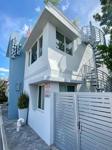Apartamento Bermuda Blue Vacation Rentals