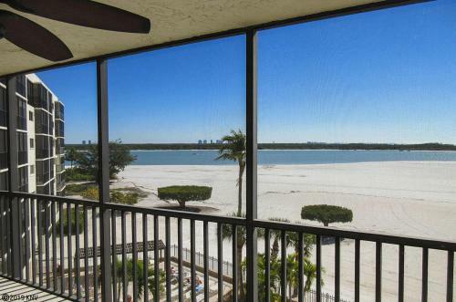 Apartamento Carlos Pointe 421 Condo