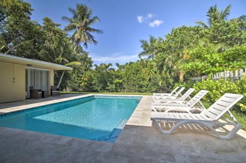 Sleepy River Gem With Pool Less Than 4mi To Lauderdale Beaches