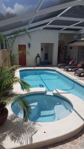 The Private Retreat - Three Bedroom Home