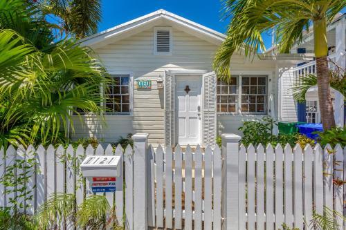 Petronia Cottage