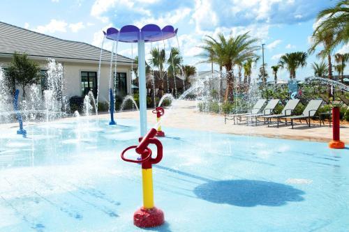 Four Bedroom Close To Disney W/ Pool 4969