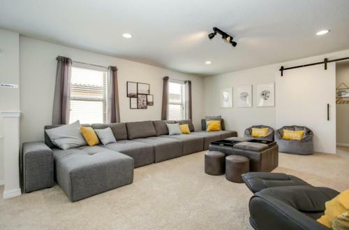 Modern Large Pool Home Next Disney-world Orlando