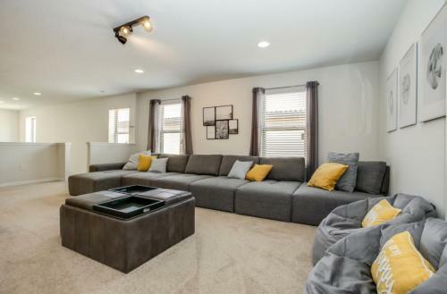 Modern Large Pool Home Next Disney-world Orlando