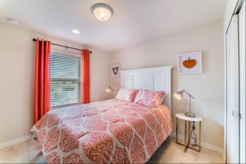 Windsor At Westside 5 Bedroom Town Home With Private Pool