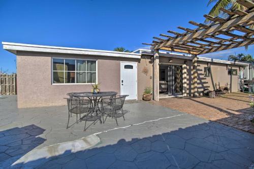 Updated Home With Pool Less Than 9 Mi To Pompano Beach!