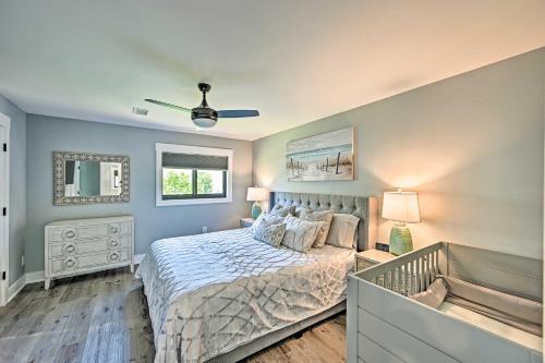 Chic Beach Home With Heated Pool 1 Mi To Ocean!