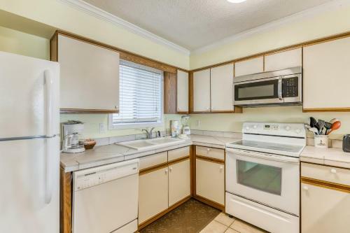 Sunset Harbor 2-303