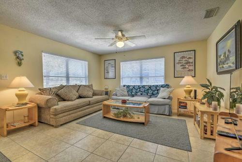 Apartamento Waterfront New Smyrna Beach Condo With Pool!