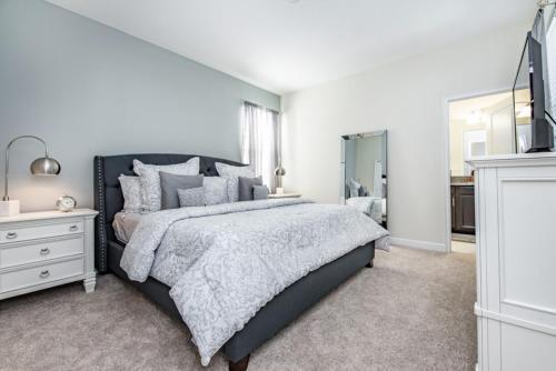 4740 Sleepy Hollow Drive Villa #221611 Villa