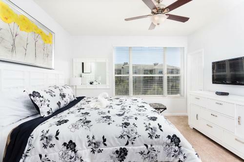Modern Townhouse With A Full Kitchen At Vista Cay Apt 115