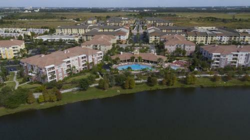 Modern Townhouse With A Full Kitchen At Vista Cay Apt 115