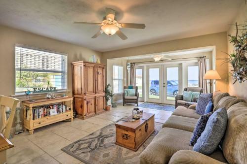 Home With Ocean View And Kayaks, 50-yards To Ormond Beach