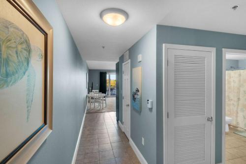 Laketown Wharf 116 (1/2)