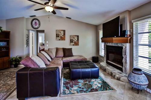 Port Charlotte Home With Views, Heated Pool And Spa!