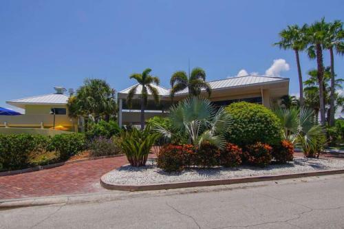 Apartamento Sea Breeze, Studio 510, Beach Steps Away!+pool+wifi