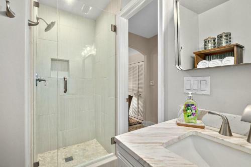 Casa Desoto - Luxury Downtown Oasis