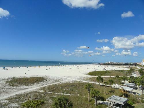 Affordable Beach Condos -three Bed 3 Bath House Home