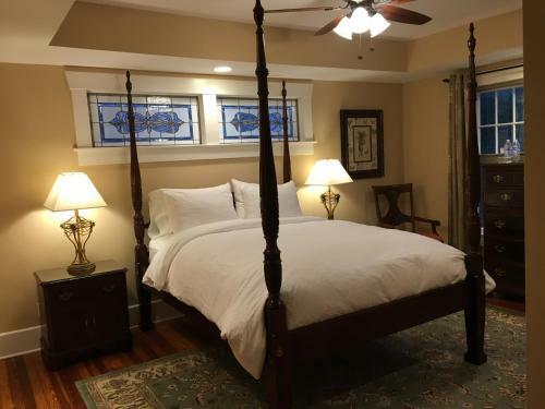 Bed & Breakfast Bay Street Inn