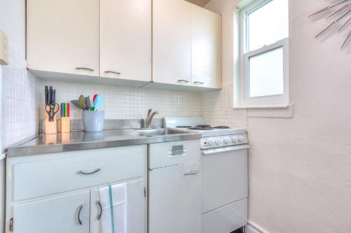 Apartamento Tropic Terrace #29 - Beachfront Rental Apts