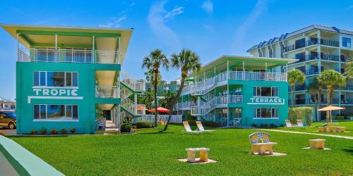 Apartamento Tropic Terrace #4 - Beachfront Rental Apts