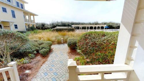 Watercolor By Dune Vacation Rentals - Gulf District
