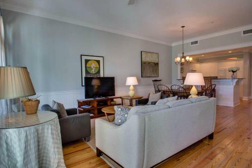 Watercolor By Dune Vacation Rentals - Beach District