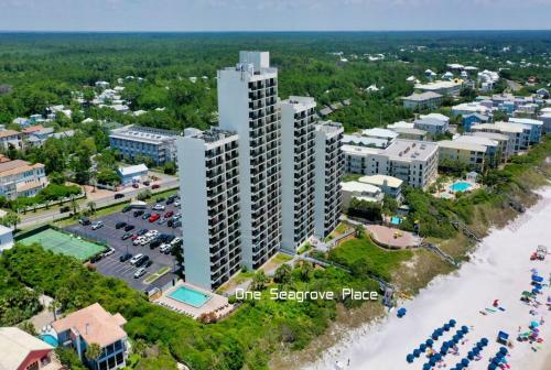 Apartamento One Seagrove Place Unit 701 Condo