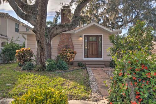 Bright Sarasota Bungalow 5 Mi To Siesta Beach