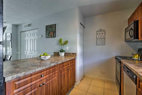 Apartamento Tampa Apt With Pool Access - Near Usf Campus!
