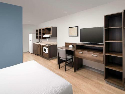 Hotel Woodspring Suites Columbus Fort Benning Bldg 2