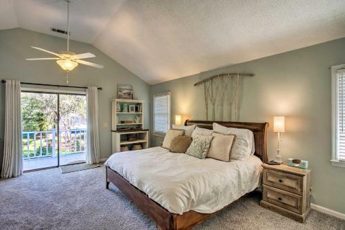 Charming Cottage With Porch, Less Than Half Mi To Beach