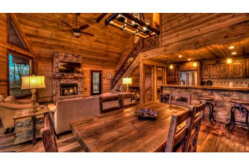 The Hideaway By Escape To Blue Ridge