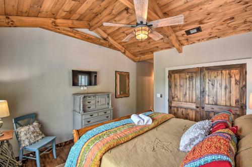 Cork And Creek Cottage With Mtn And Pasture Views!