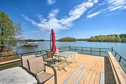 Gainesville Home With Boat Dock On Lake Lanier!