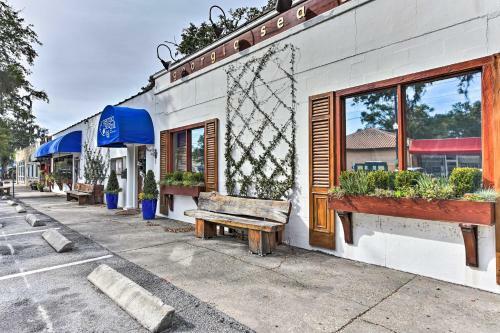 Apartamento St Simons Condo With Amenities, Drive To Beach