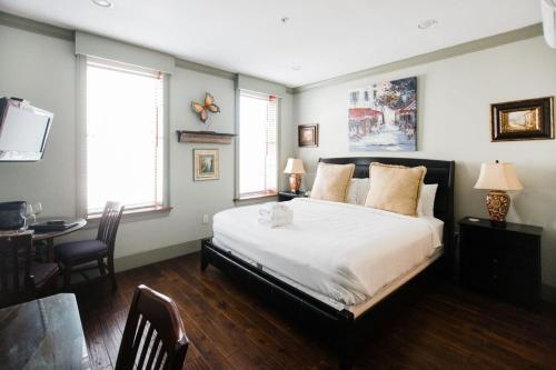 Posada Mcdonoughs Inn Unit 1 By Lucky Savannah