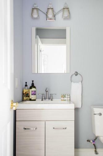 Hostess Nest - Historic Savannah