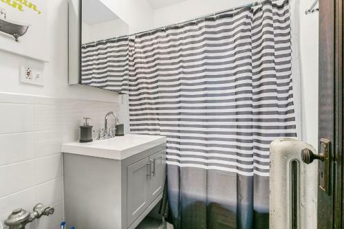 Apartamento 1br Apt Full Kitchen Popular Spot In Chicago