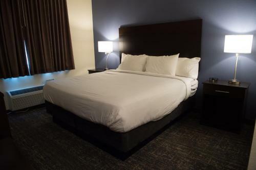 Hotel Cobblestone Inn & Suites - Forest City