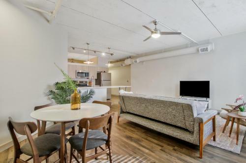 Apartamento Old Town Suite + Pool + Clubhouse