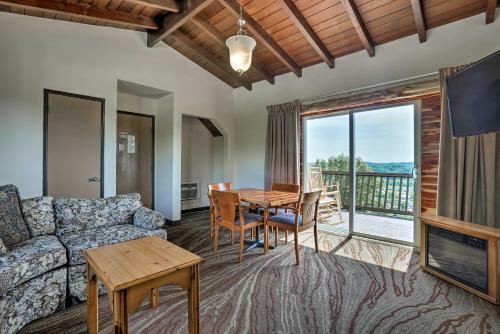 Apartamento Burkesville Apt With Deck, Views And Pool Access!