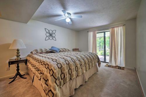 Waterfront Lake Barkley Home With Deck And Grill!